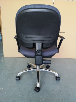 Sedia di progettazione regolabile tripla di ESD, sedie comode del laboratorio con il bracciolo