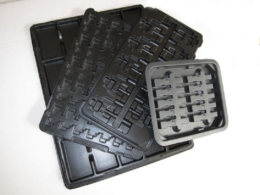 Confezionamento in vaschette di plastica nera per PCB