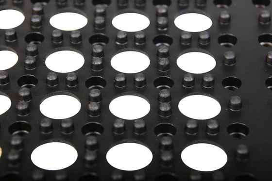 Matte per pavimenti in gomma per buchi Commerciale anti-affaticamento Buchi di drenaggio Matte di gomma