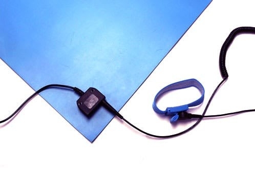 Disponibile il kit di terra per tappeto da tavolo anti-statico ESD