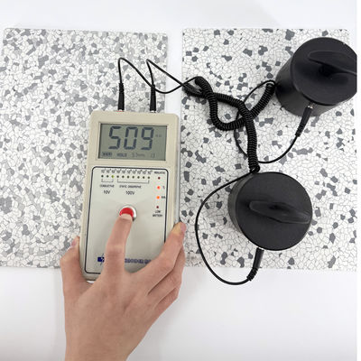 Pavimenti ESD. Piastrelle per pavimenti in vinile ESD.