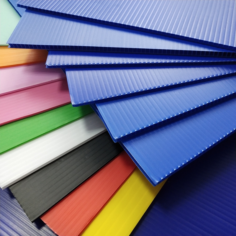 Carta ondulata antistatica ESD Tavola ondulata antistatica PP di plastica nera